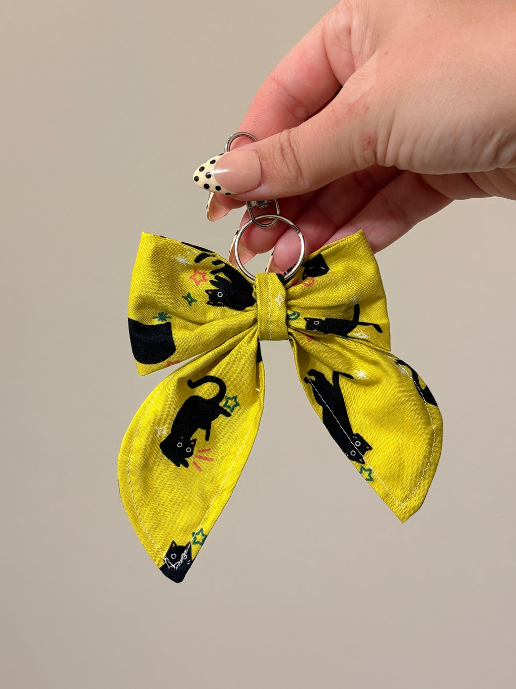 Halloween Bow Keychain 🎃