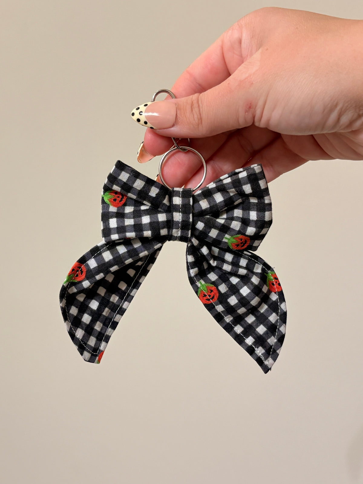 Halloween Bow Keychain 🎃