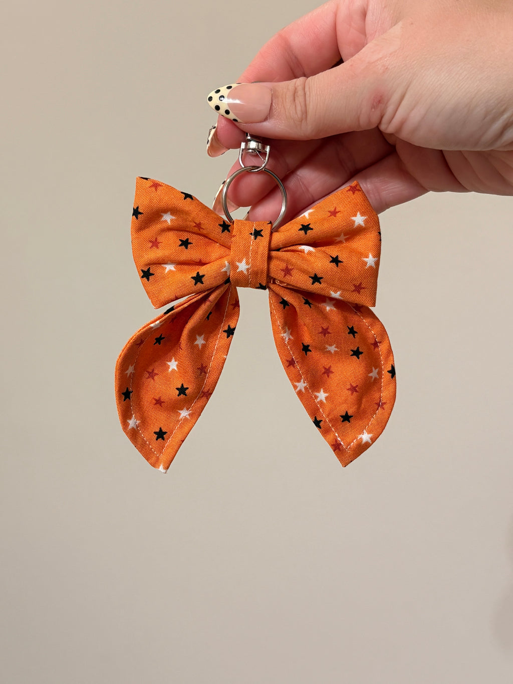 Halloween Bow Keychain 🎃